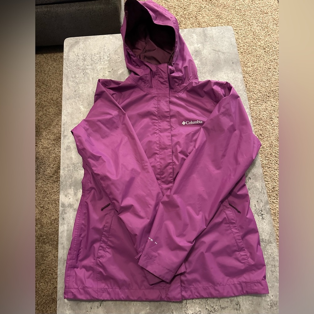Columbia Coat- Medium
